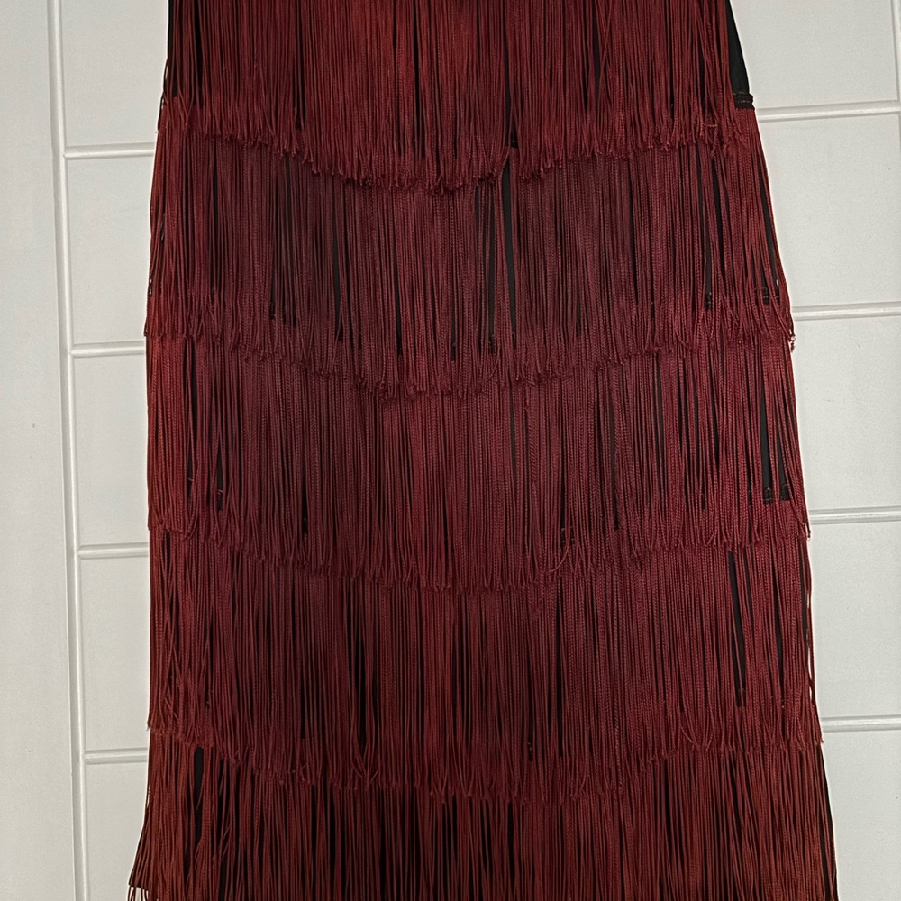 Elegant Burgundy Fringe Skirt with black under skirt 
26”waist32” hip24”length